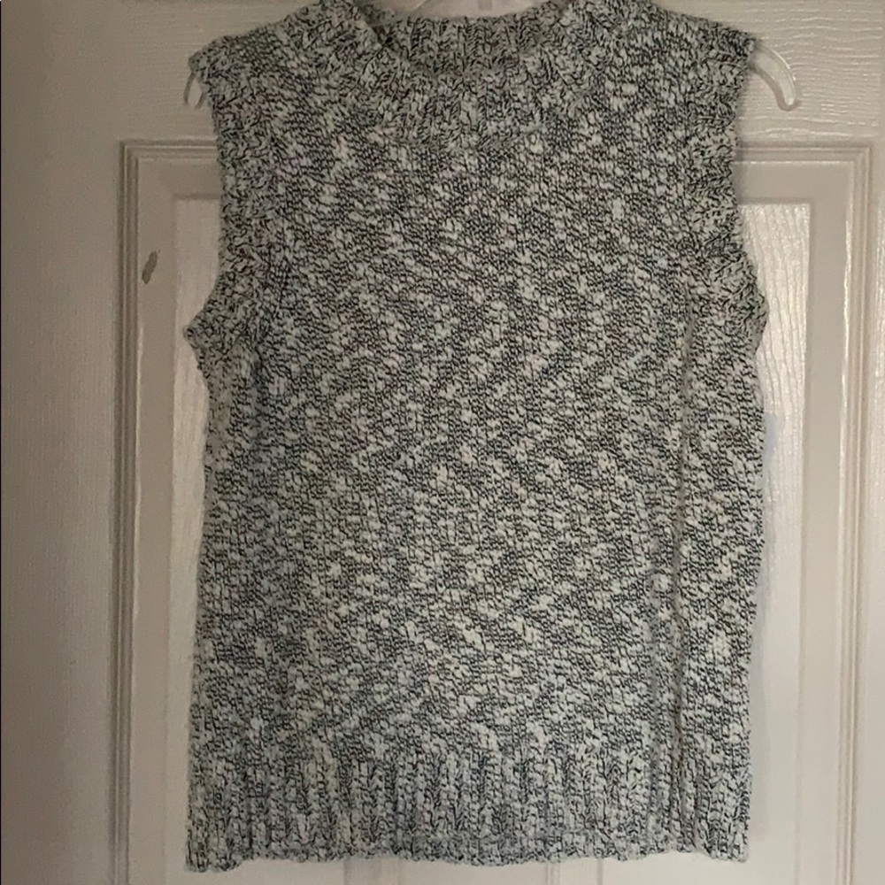 KNIT MOCK NECK TANK
